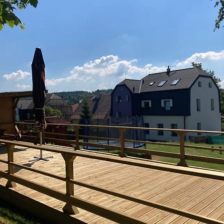 Kovářská Apartments Villa Viola מראה חיצוני תמונה